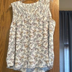 Pretty floral print top
